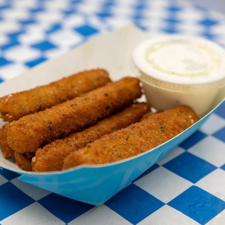 Golden Fries: A Side of Crispy Perfection